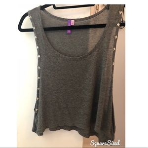 Emma and Sam cropped grey tank top